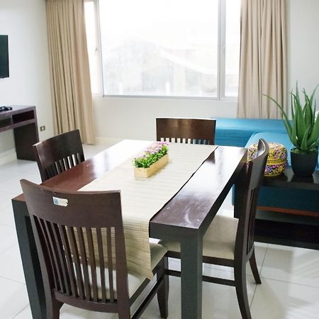 Alicia Apartelle Cebu Extérieur photo