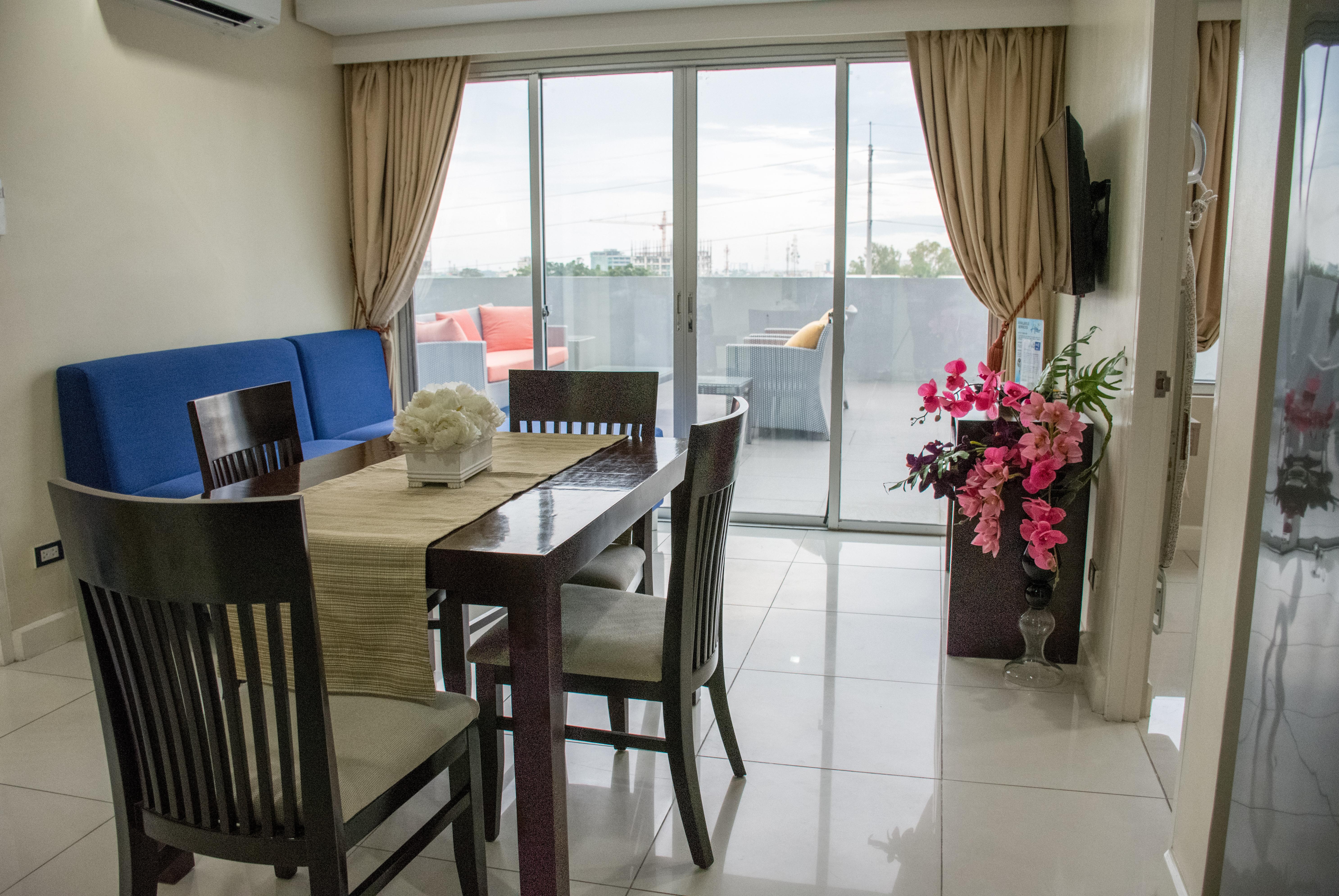 Alicia Apartelle Cebu Extérieur photo