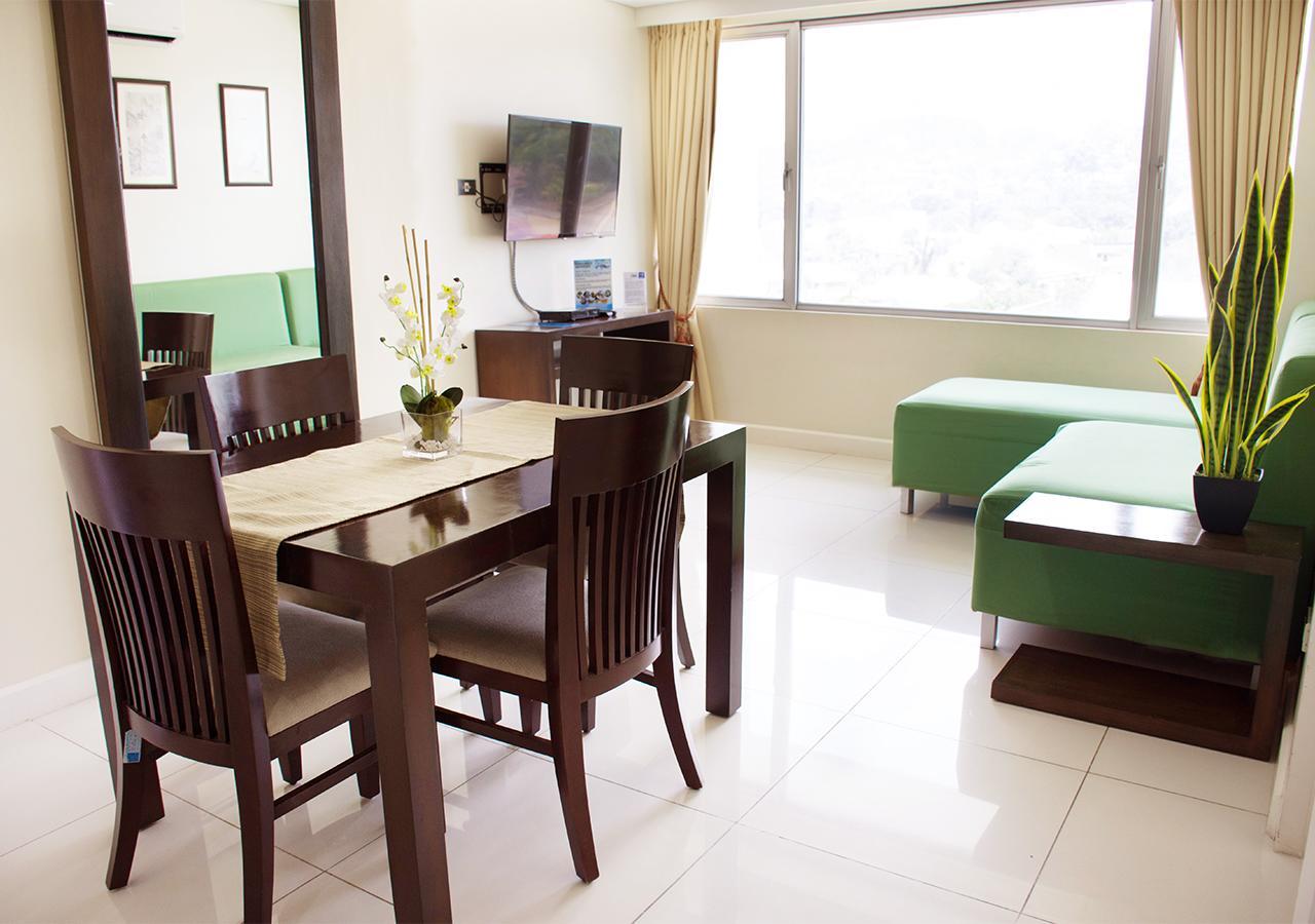 Alicia Apartelle Cebu Extérieur photo
