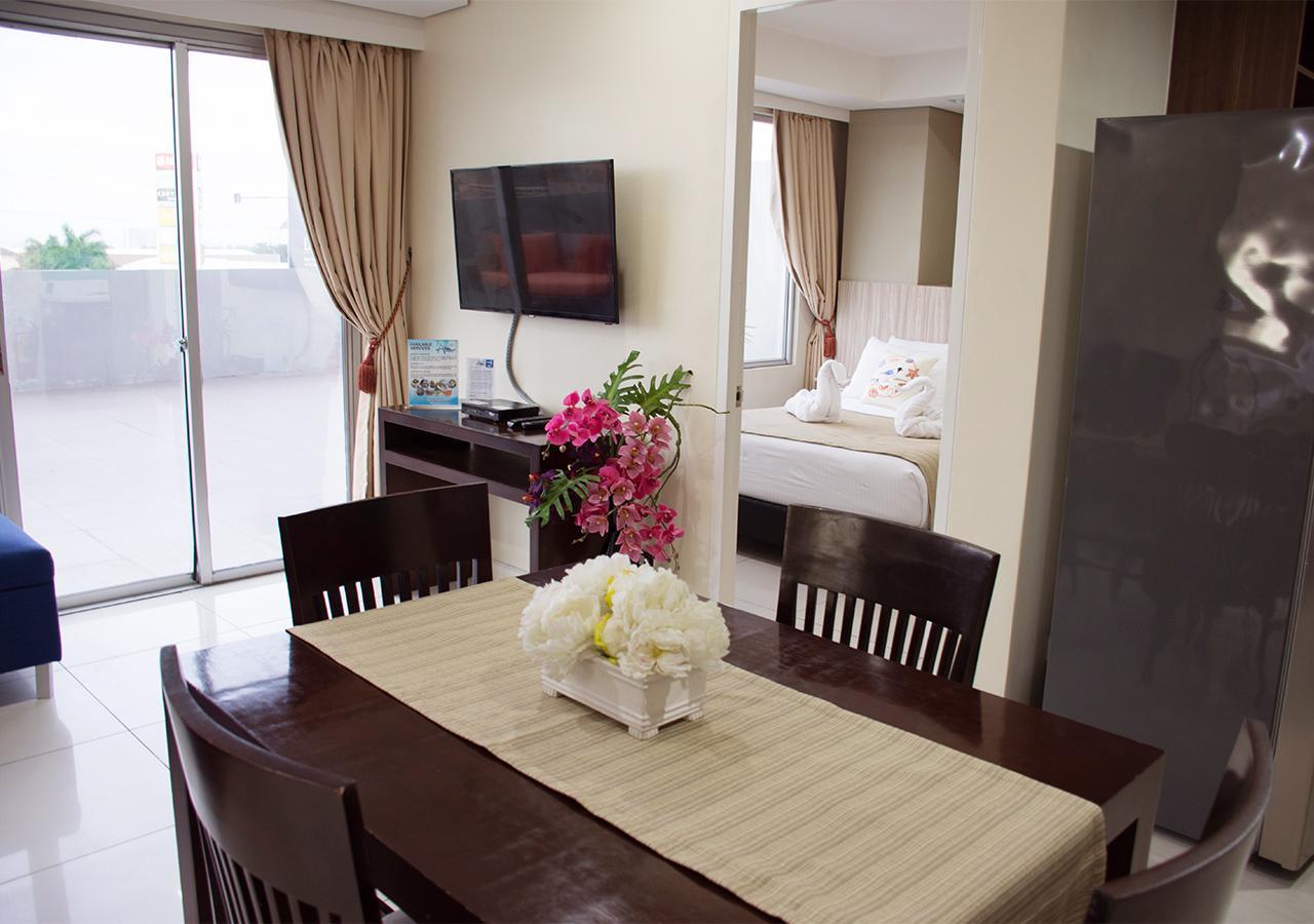 Alicia Apartelle Cebu Extérieur photo